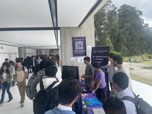 Los 4 Fantásticos de AWS — foto 7