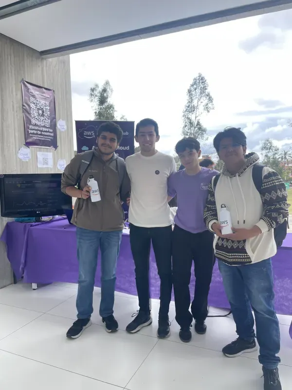 Los 4 Fantásticos de AWS — foto 17