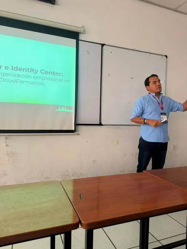 AWS Community Day Ecuador — foto 20