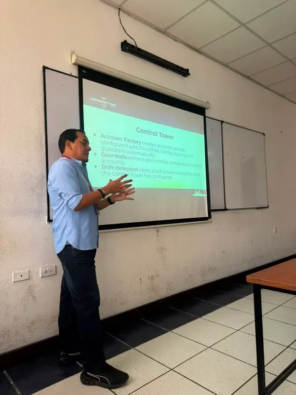 AWS Community Day Ecuador — foto 22